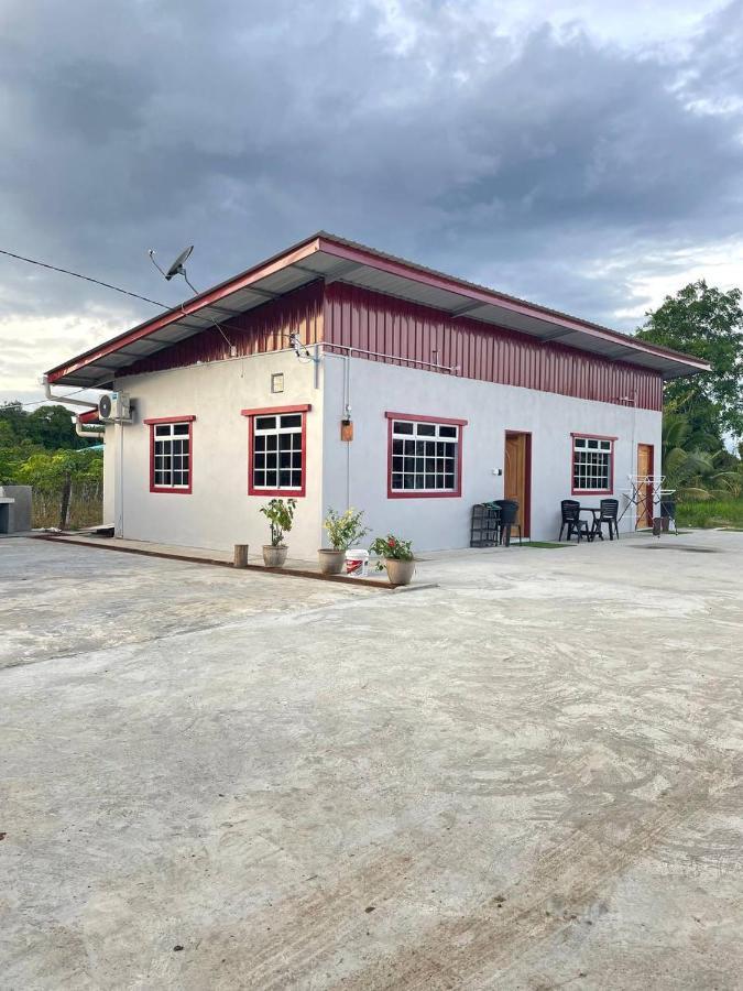 Holiday home D'aliff Pamalan